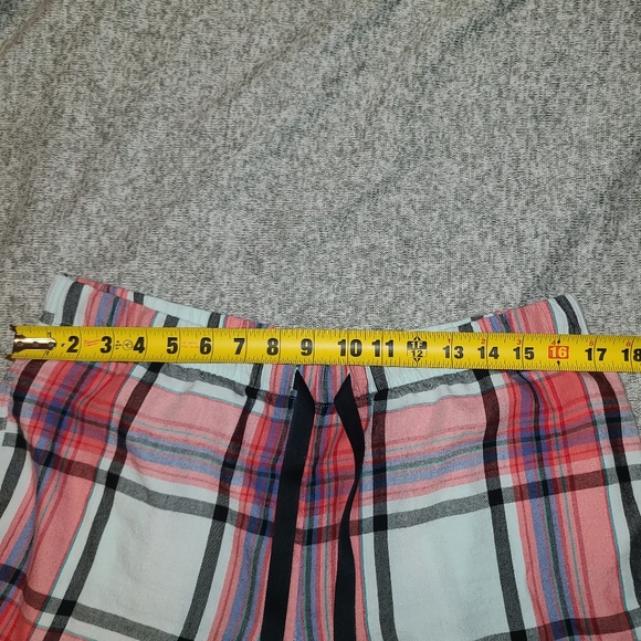 Women's Victoria's Secret Plaid Pajama Set Size L - Picture 9 of 9